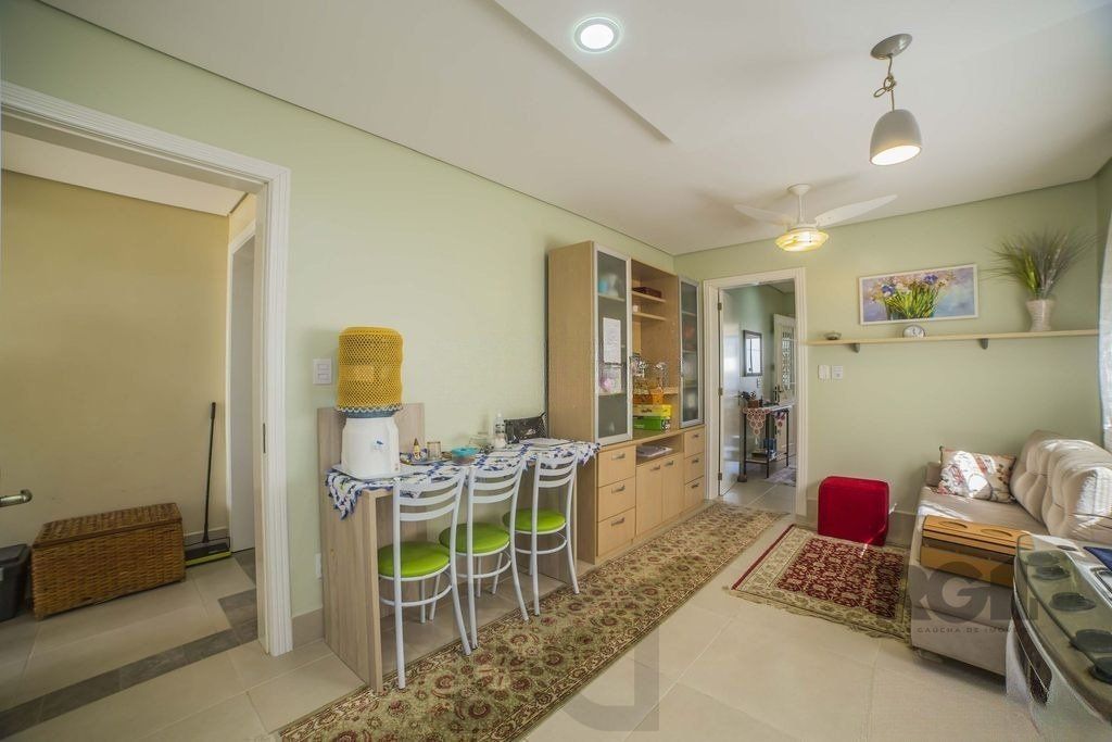 Casa de 4 dormitórios no bairro Glória — foto 42