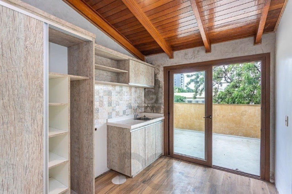 Cobertura de 140m² - 3 dormitórios, 2 banheiros, terraço com churrasqueira e 1 vaga de garagem no Bom Jesus — foto 18
