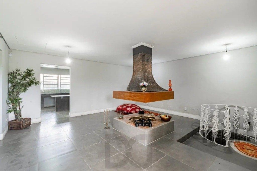 Casa com 3 dormitórios no bairro Passo das Pedras — foto 3