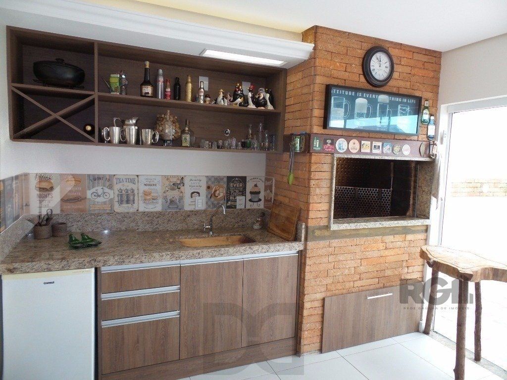 Excelente casa em condomínio com 3 dormitórios e 4 vagas. — foto 5