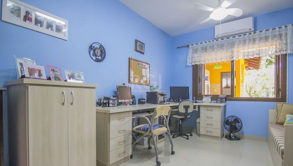 Casa para Venda - 252m², 3 dormitórios, sendo 1 suites, 3 vagas - Parque Santa Fé — foto 15