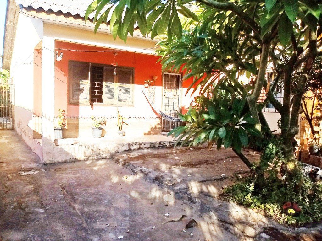 Casa para Venda - 140m², 3 dormitórios, sendo 1 suites, 2 vagas - Morro Santana — foto 1