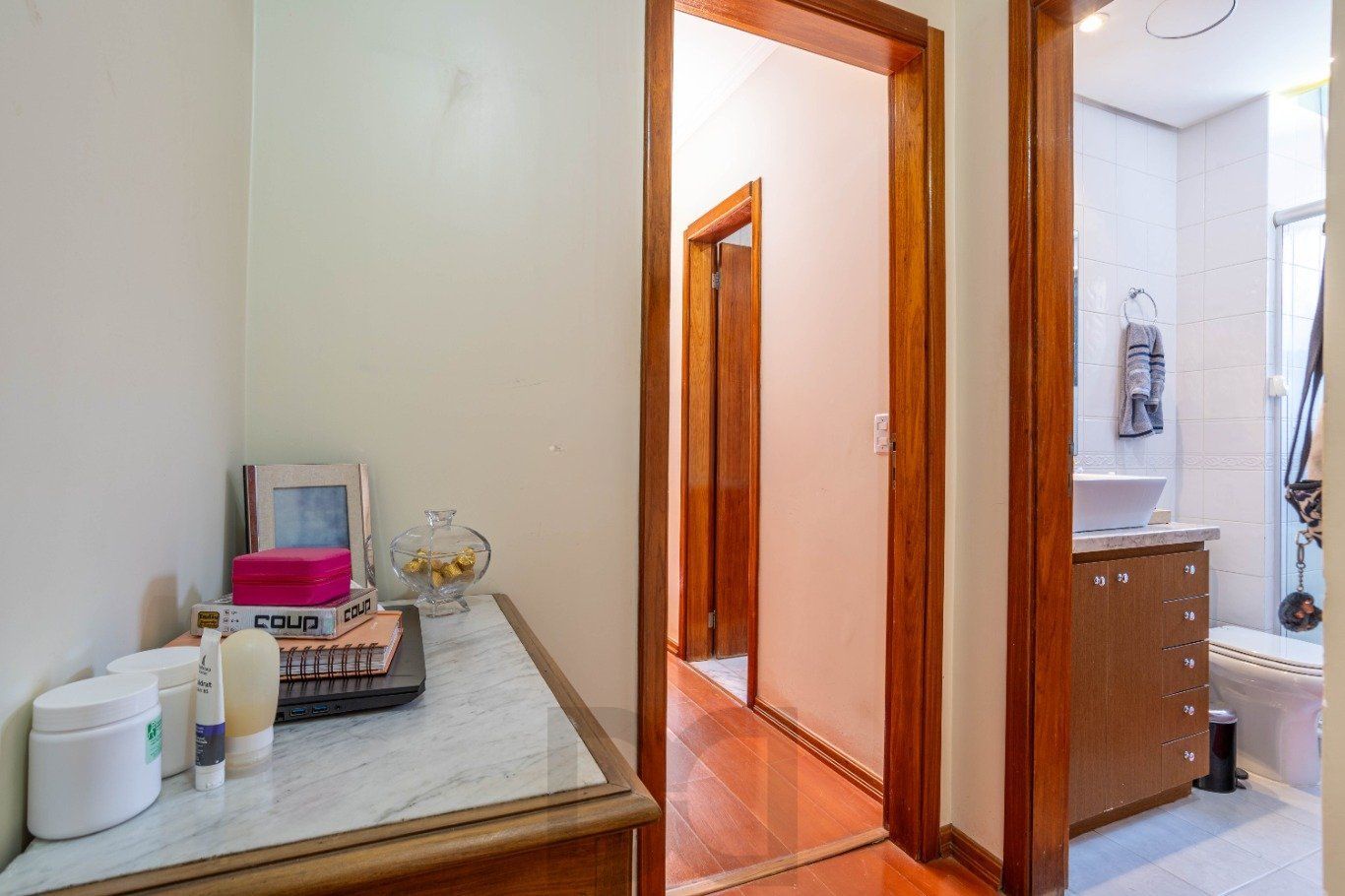 Apartamento de 3 quartos e 93m² à venda em Rio Branco, Porto Alegre. — foto 15
