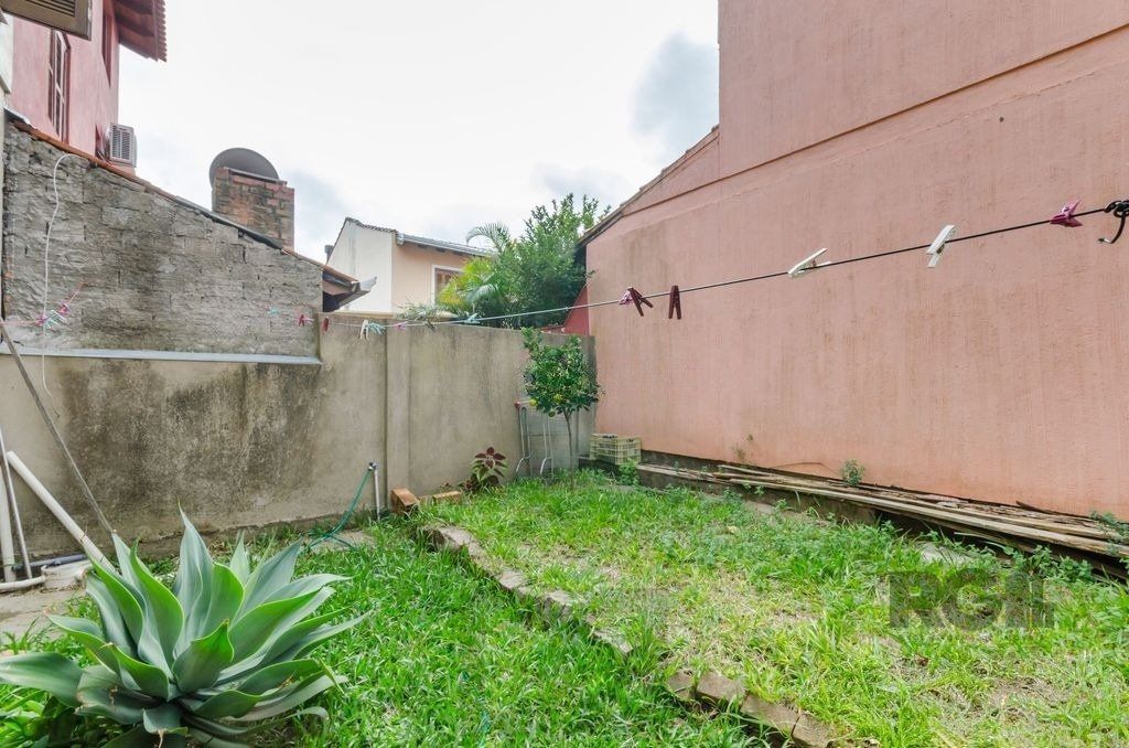 Casa em Condomínio, 166m² - 3 dormitórios, 2 vagas no bairro Guarujá — foto 25