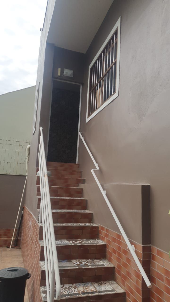 Acesso ao terraço fundos