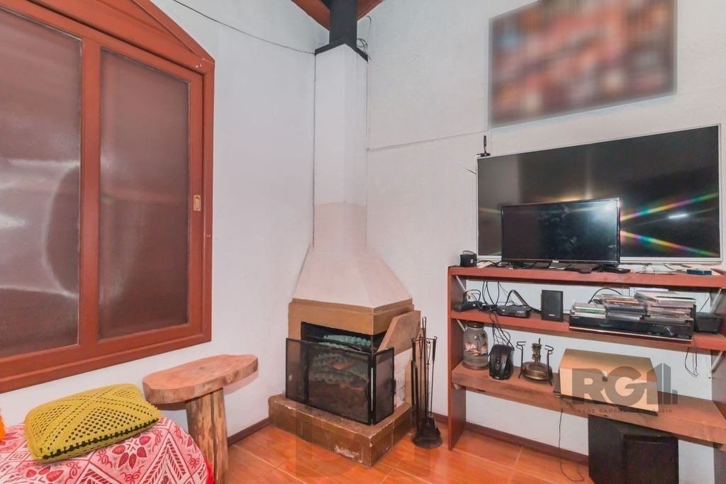 Casa de 2 dormitórios, no bairro Bom Jesus — foto 4
