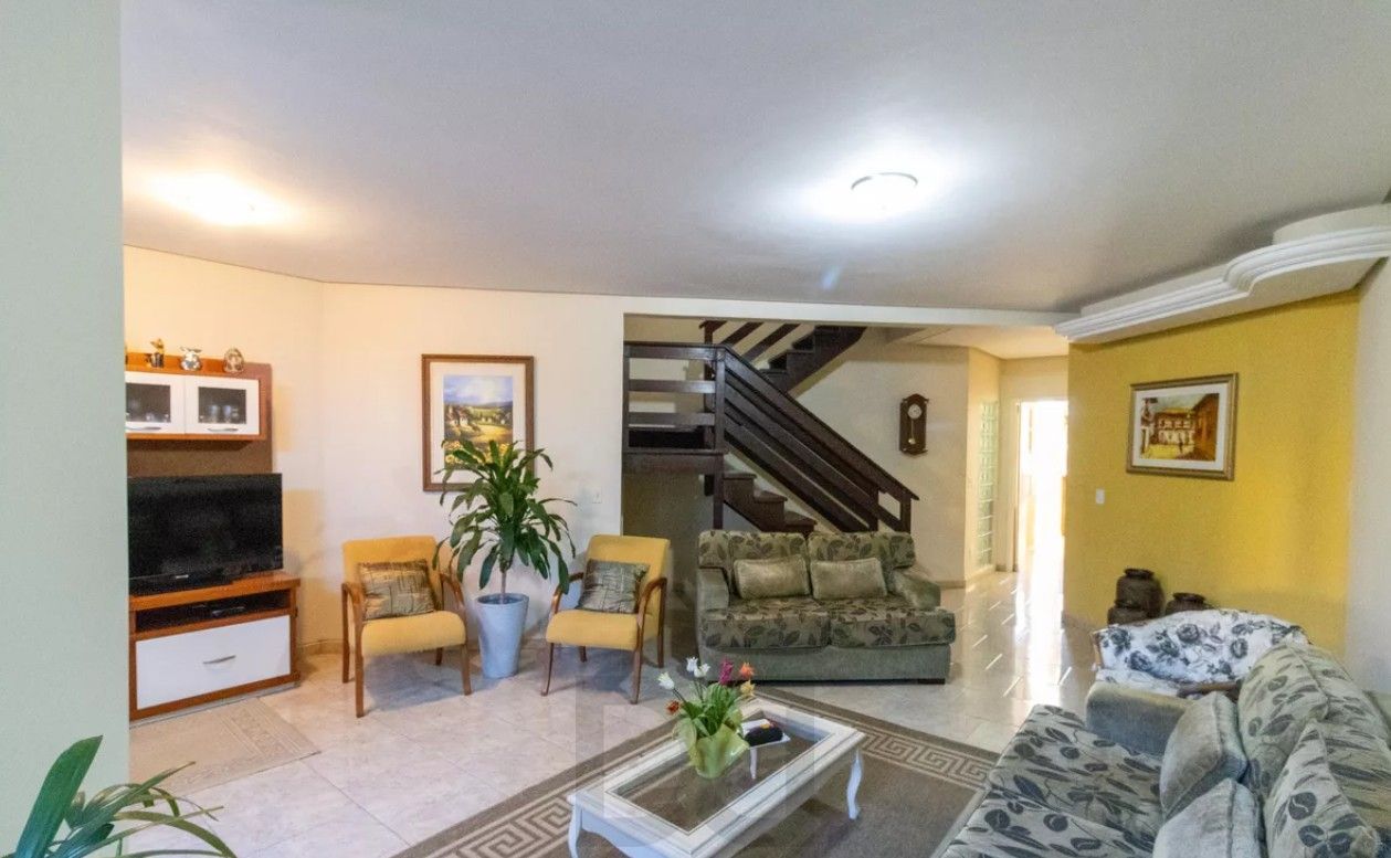 Casa 3 dormitórios Bairro Nonoai Porto Alegre — foto 10