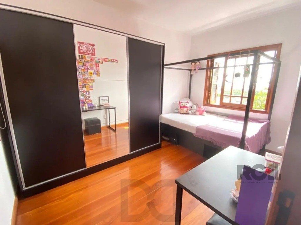 Casa com 4 dormitórios no bairro nonoai — foto 14