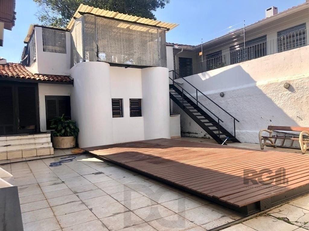 Excelente casa de 308 m² com 4 suítes e 4 vagas de garagem. — foto 12