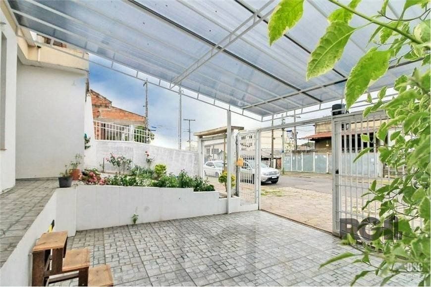 Casa de 285m² - 4 dormitórios, 4 vagas no bairro Bom Jesus — foto 2