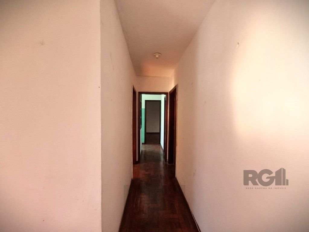 Casa 4 Dormitório(s) Bairro Nonoai — foto 10