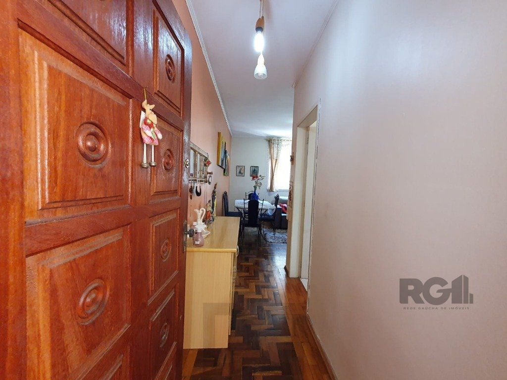 Apartamento de 2 dormitórios no Bairro Medianeira — foto 16