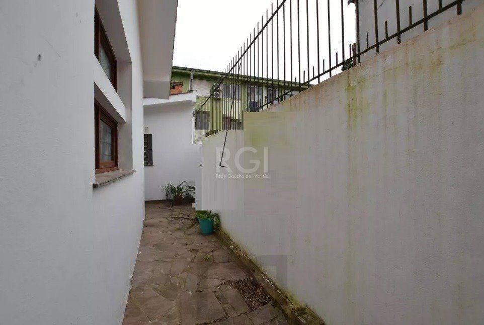 Casa para Venda - 267m², 4 dormitórios, sendo 1 suites, 2 vagas - Tristeza — foto 33