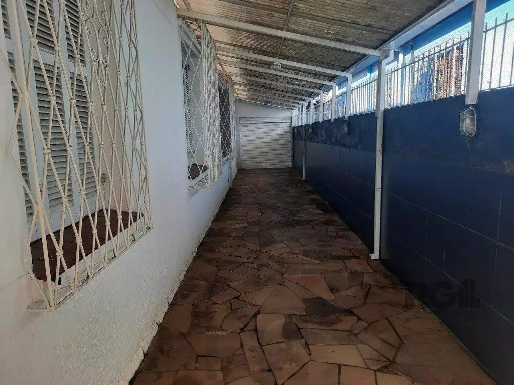 Casa de 3 dormitórios, no bairro Glória — foto 24