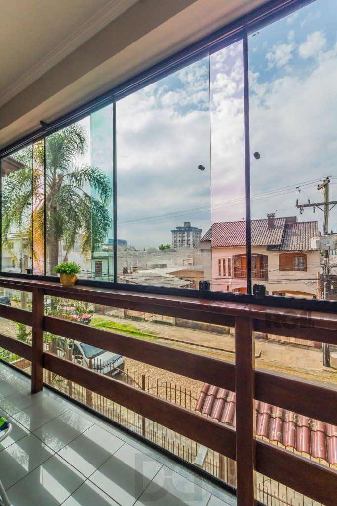 Casa de 4 dormitórios no bairro Sarandi — foto 22