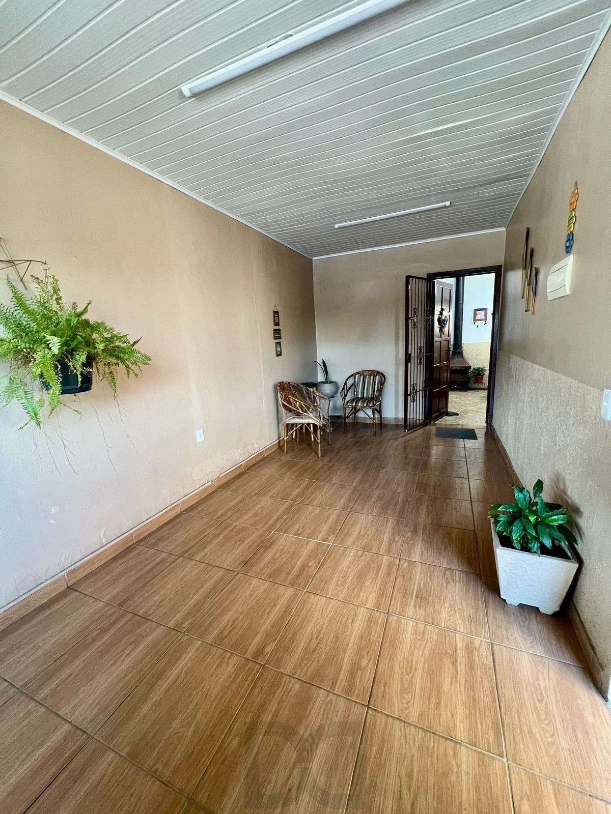 Casa com 3 dormitórios no bairro Santa Rosa de Lima — foto 2
