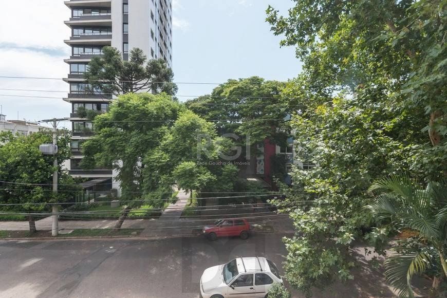 Cobertura para Venda - 180m², 3 dormitórios, sendo 1 suites, 1 vaga - Petrópolis — foto 4
