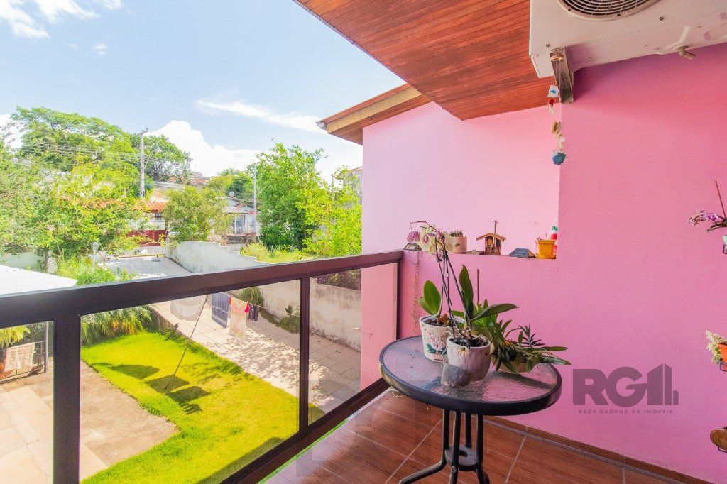 Casa com 3 dormitórios e 3 vagas no bairro Santa Tereza — foto 19