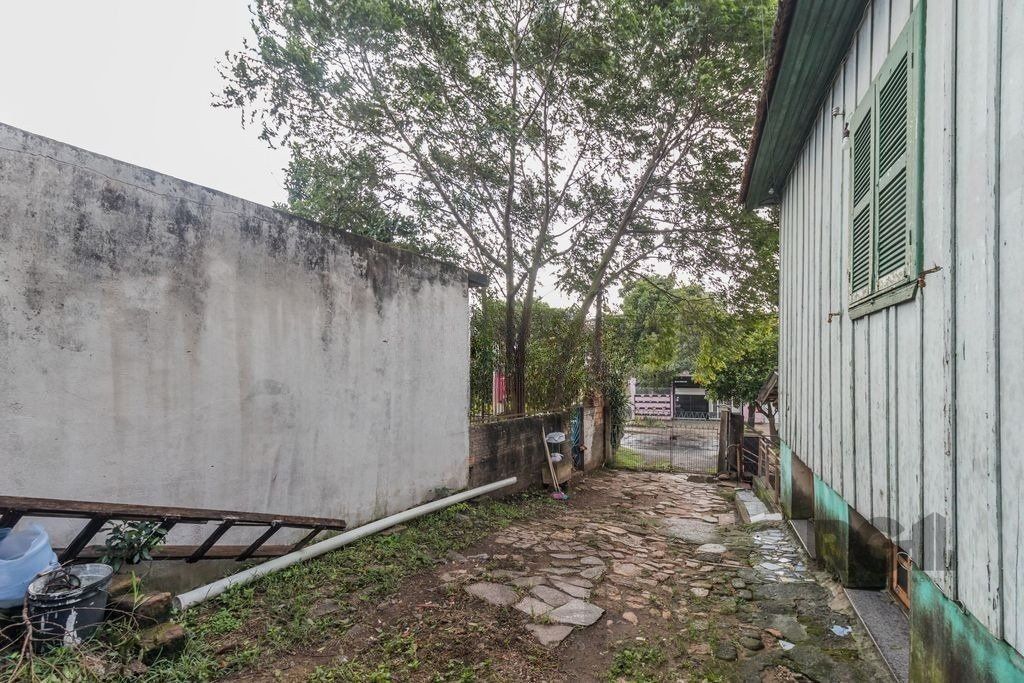 Casa de 4 dormitórios, no bairro Vila Jardim — foto 14