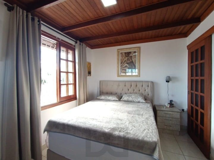 Casa para Venda - 142.8m², 4 dormitórios, 5 vagas - Teresópolis — foto 8