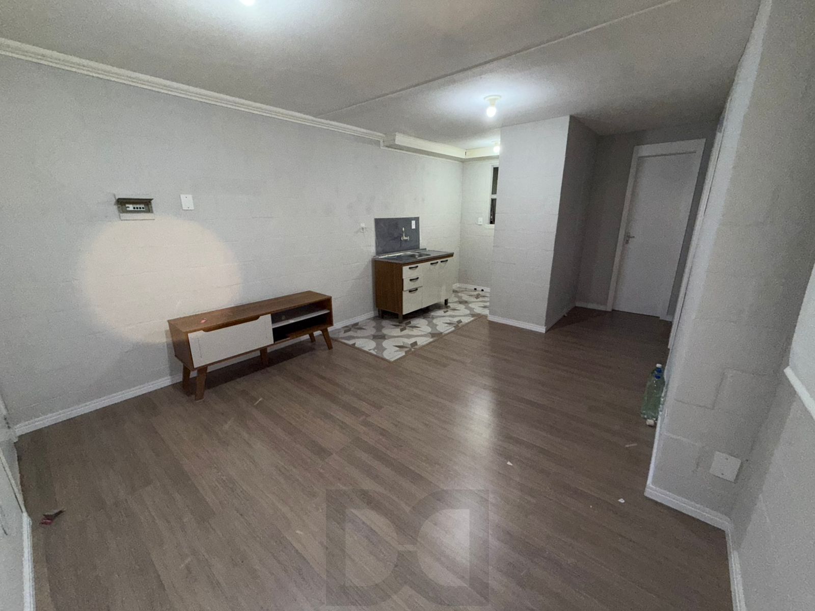 Apartamento de 43m² com 1 dormitórios no Bairro Vila Nova - Porto Alegre — foto 1