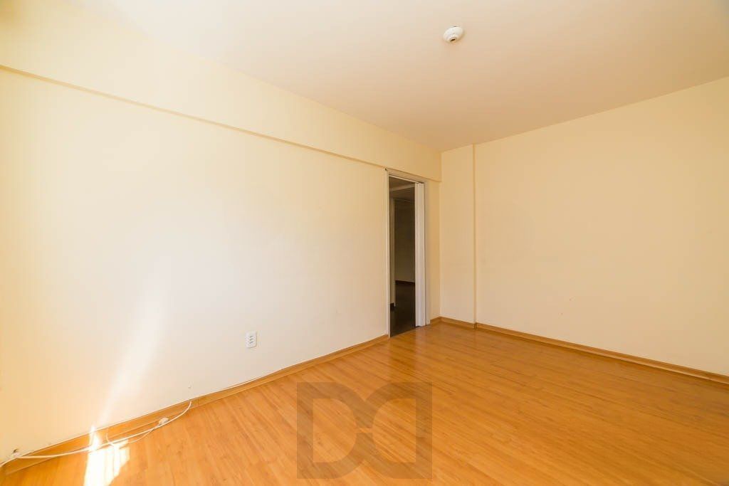 Apartamento de 3 dormitórios à venda no Bairro Auxiliadora, Porto Alegre. — foto 8