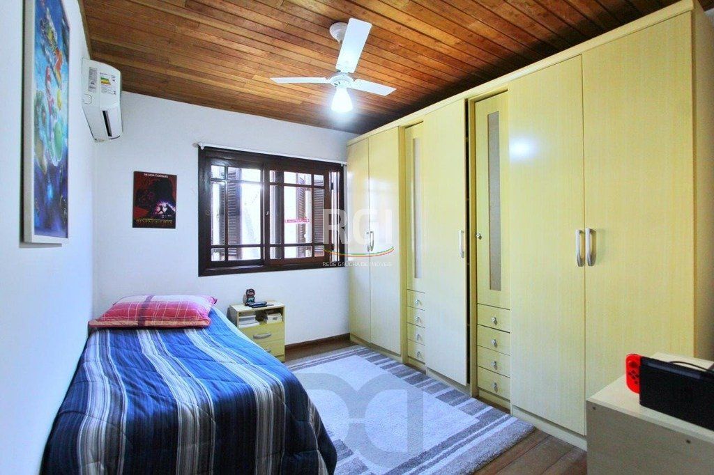 Casa para Venda - 260m², 5 dormitórios, sendo 2 suites, 4 vagas - Teresópolis — foto 12