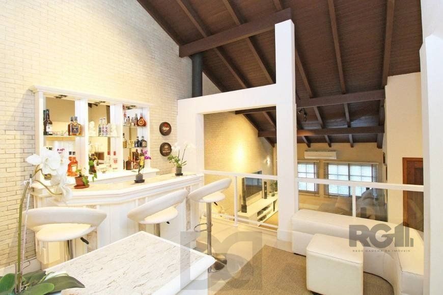 Casa 245m² - 3 dormitórios, 4 vagas no bairro Cavalhada — foto 8
