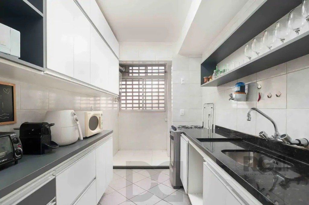 Apartamento de 2 dormitórios, no bairro menino deus — foto 10