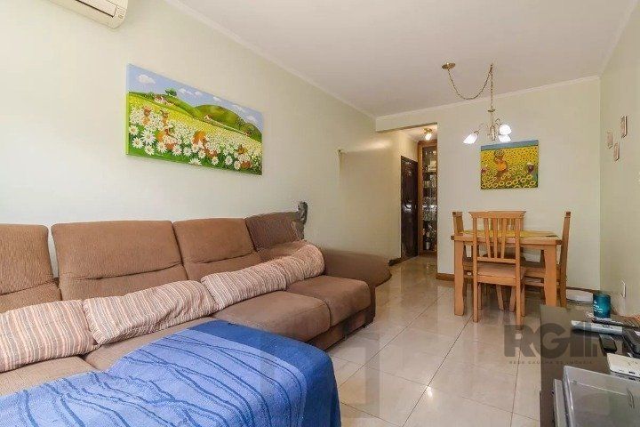 Apartamento com 2 dormitórios reversível para 3, e condomínio com portaria 24h, salão de festas, quadra e playground. Próximo à Orla e BarraShopping. — foto 4