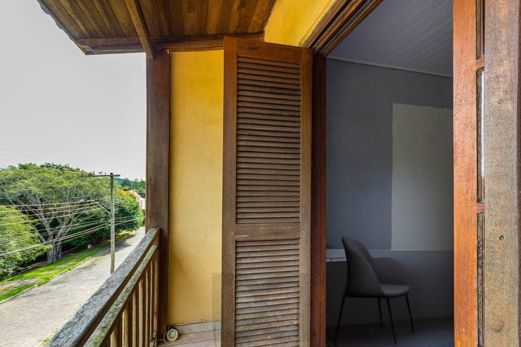 Casa de 3 dormitórios no Bairro Lomba do Pinheiro - Porto Alegre — foto 16