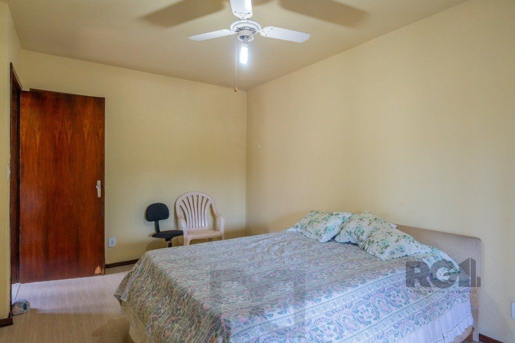 Casa com 4 dormitórios no bairro Gloria — foto 25