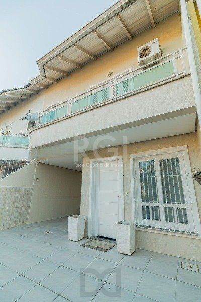 Casa para Venda - 137m², 3 dormitórios, sendo 3 suites, 2 vagas - Hípica — foto 2