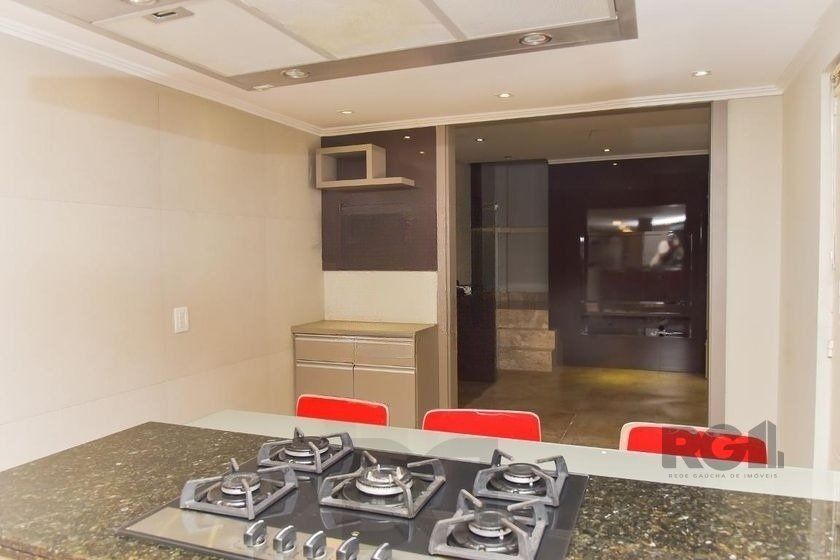 Casa de 197m² - 5 dormitórios, 3 vagas no bairro Rubem Berta — foto 20