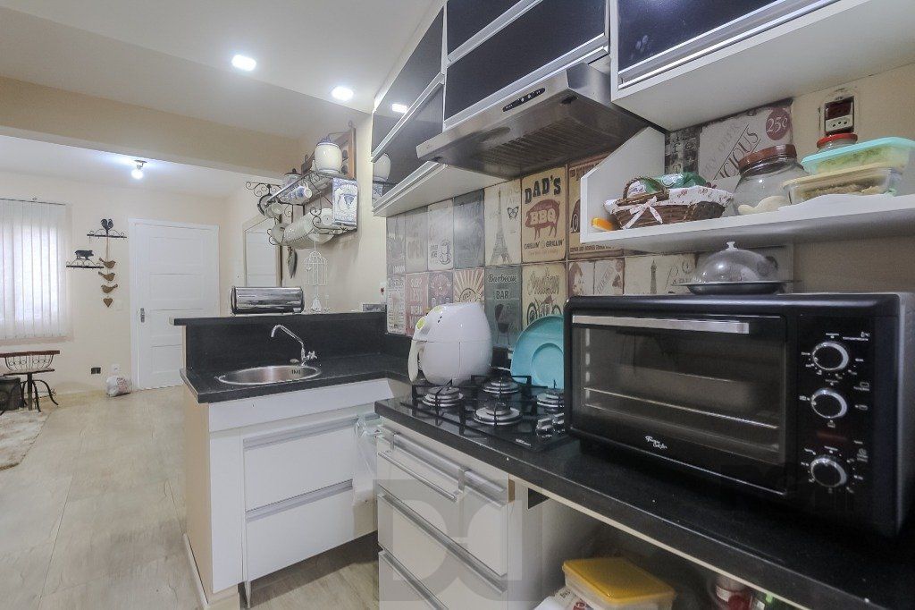 Casa em condomínio, 77m², 2 dormitórios e 2 vagas no bairro Humaitá — foto 18