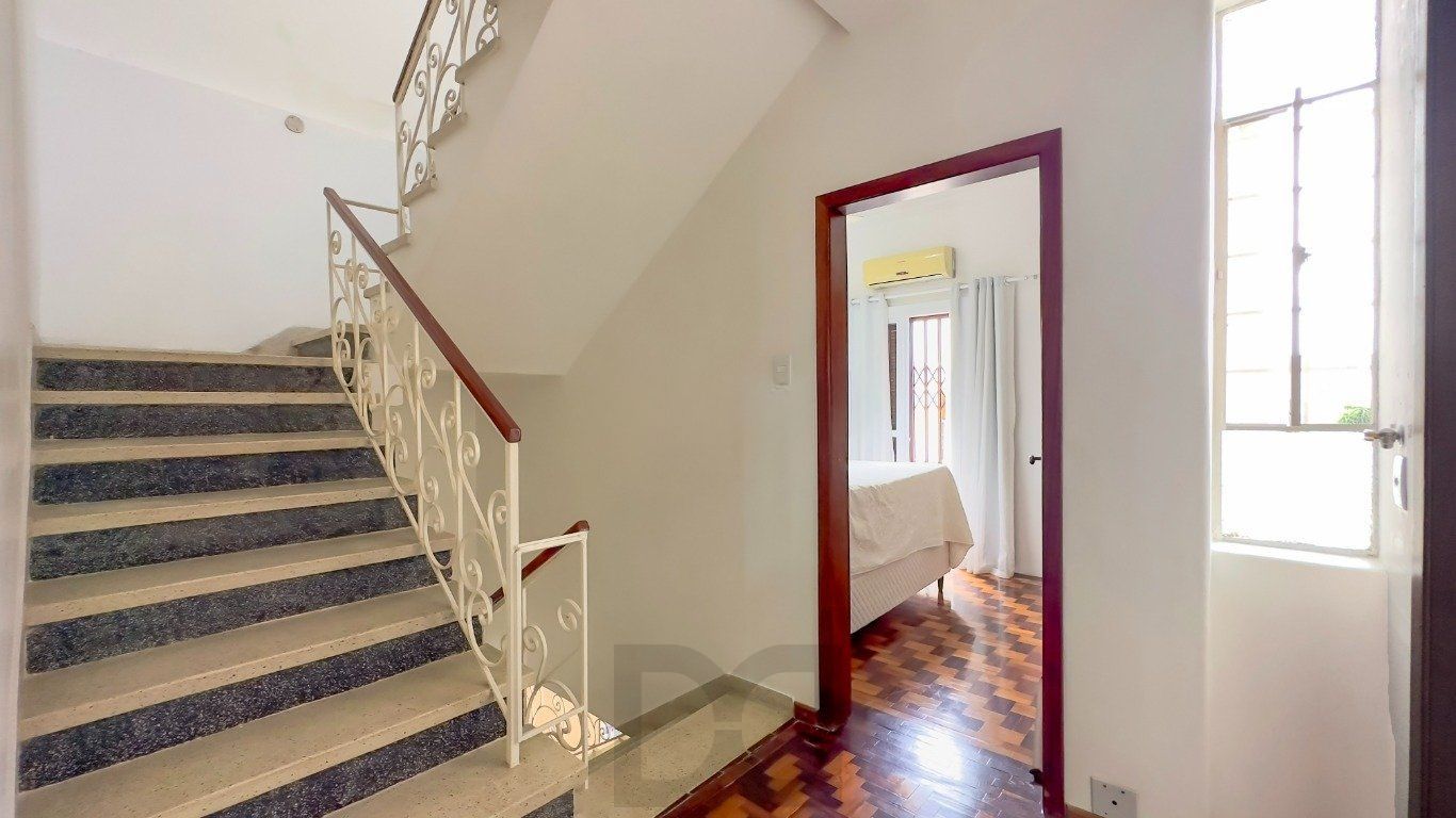 Casa de 3 dormitórios à venda no Bairro Azenha, Porto Alegre. — foto 21