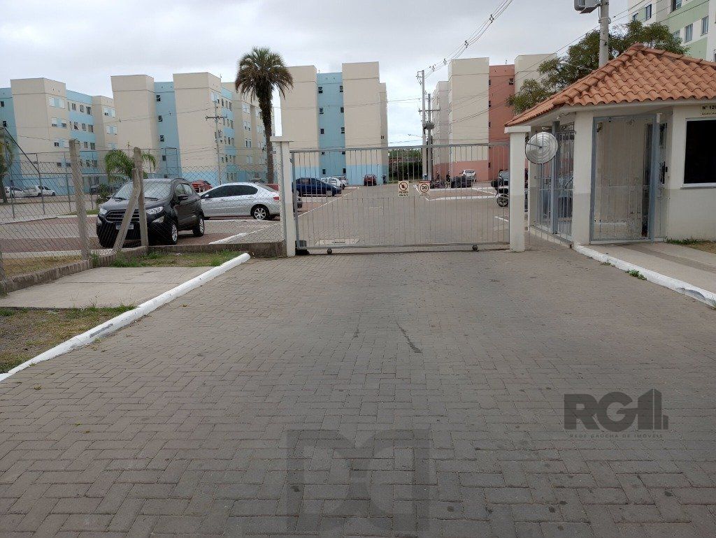 Apartamento de 2 dormitórios no bairro Chapéu do Sol — foto 1