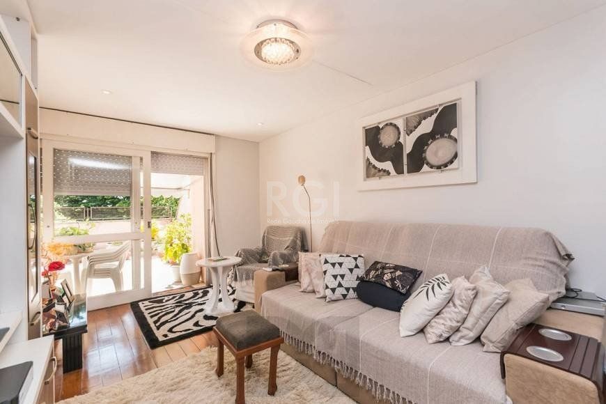 Cobertura para Venda - 180m², 3 dormitórios, sendo 1 suites, 1 vaga - Petrópolis — foto 6