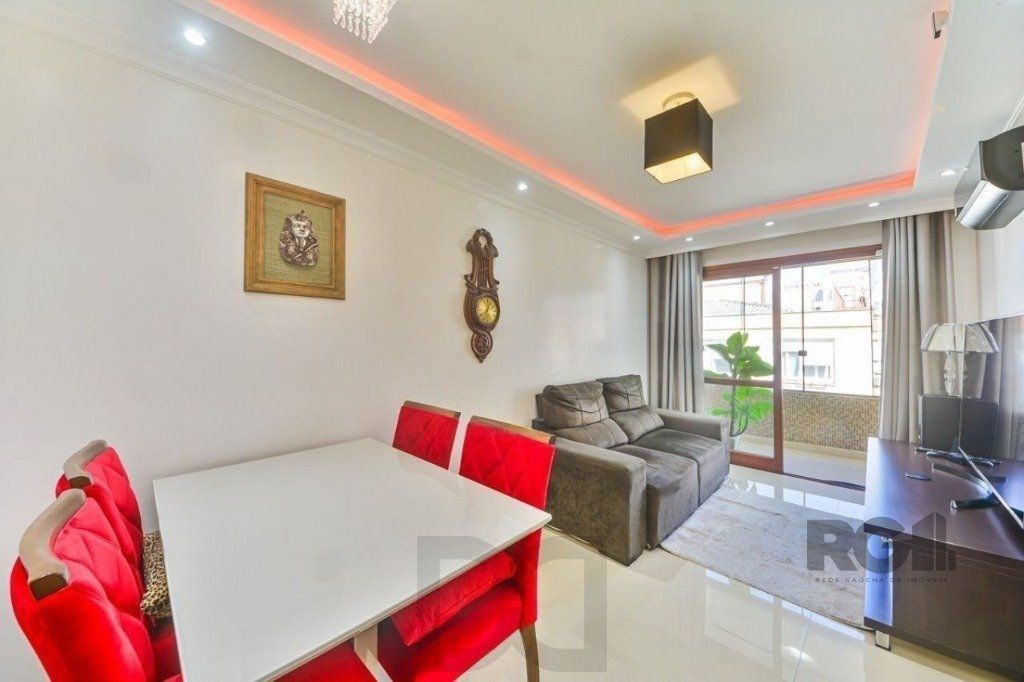 Apartamento 40m² - 1 dormitório, 1 vaga no bairro Menino Deus — foto 1