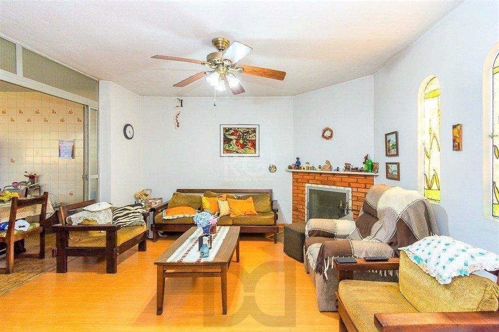 Casa de 424m² no Bairro Chácara Das Pedras — foto 10