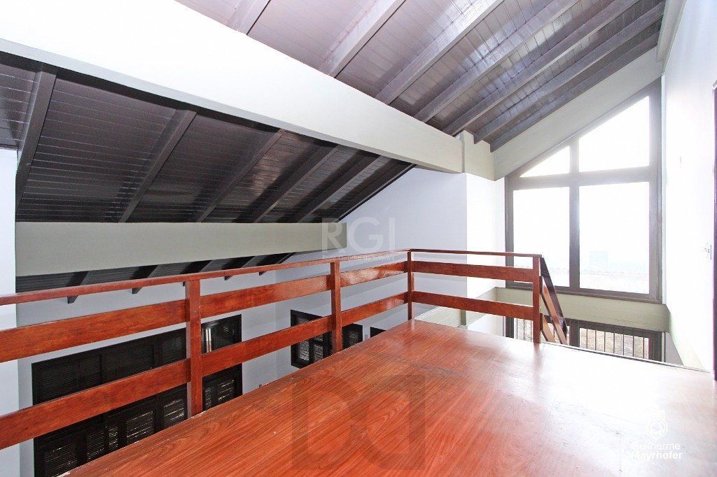 Casa para Venda - 320m², 4 dormitórios, sendo 1 suites, 3 vagas - Cavalhada — foto 24