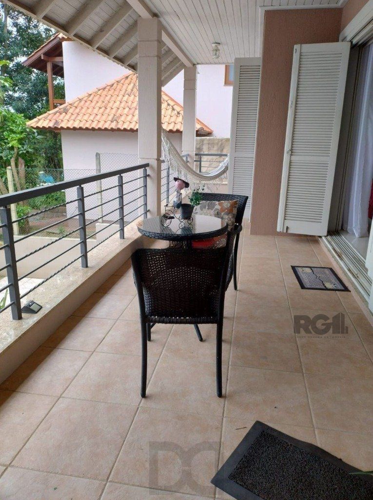 Casa de 307m² - 3 dormitórios, piscina, 4 vagas no bairro Espírito Santo — foto 11