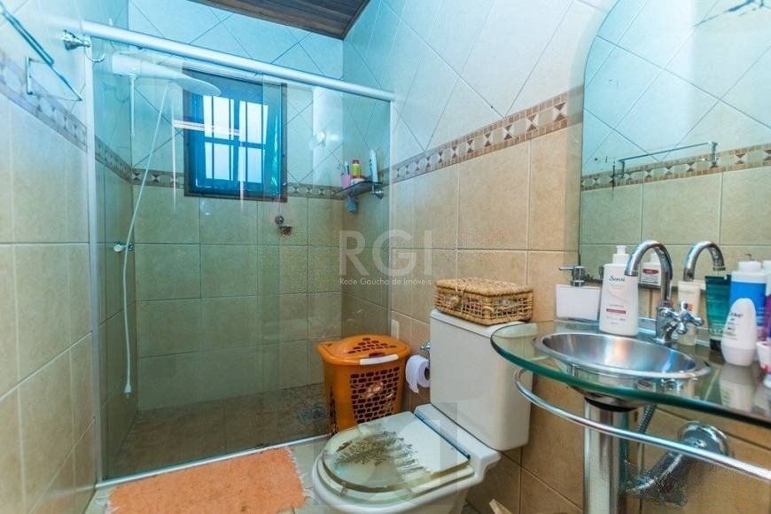 CASA DE 2 DORMITÓRIOS, PISCINA, CHURRASQUEIRA E 2 VAGAS DE GARAGEM NO BAIRRO HÍPICA — foto 9
