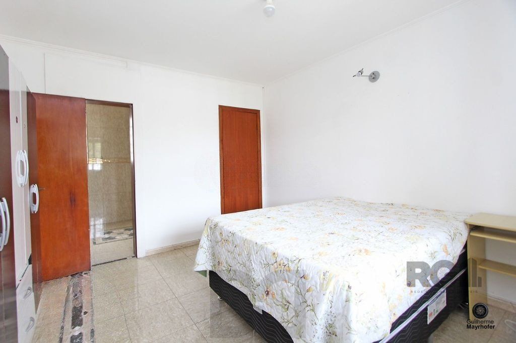 Casa com 5 suítes, 7 banheiros, 4 vagas no bairro Partenon — foto 20