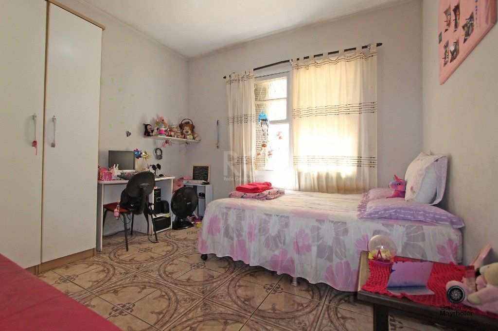 Casa para Venda - 300m², 6 dormitórios, sendo 1 suites, 3 vagas - Menino Deus — foto 35