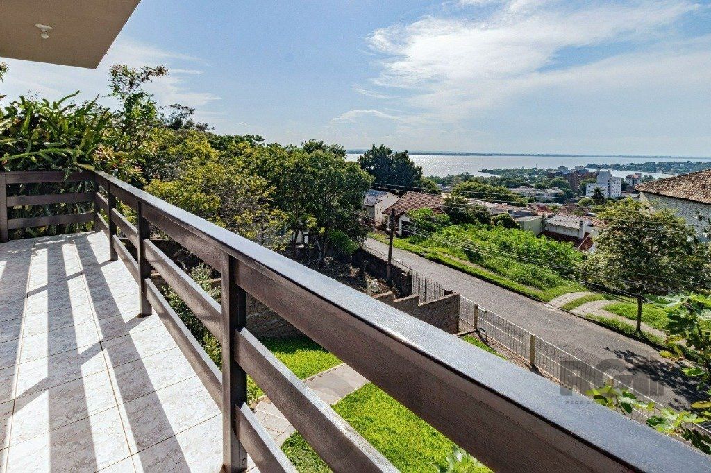 Casa com 267m², 3 dormitórios, 1 vaga no bairro Tristeza — foto 23