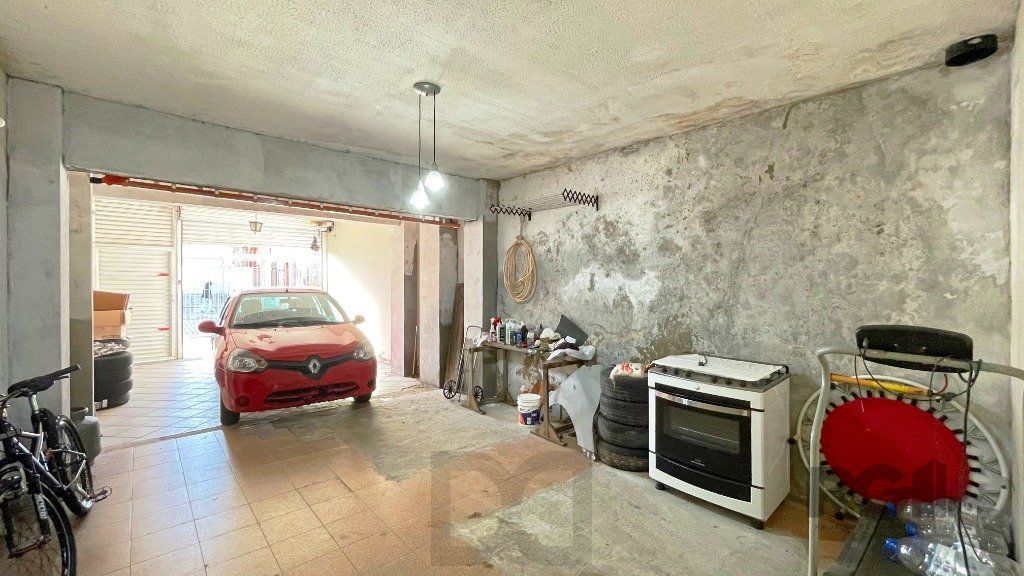 Casa 4 Dormitórios, Piscina, Bairro Gloria — foto 48