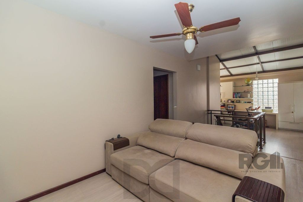 Casa com 3 dormitórios no bairro Nonoai — foto 11