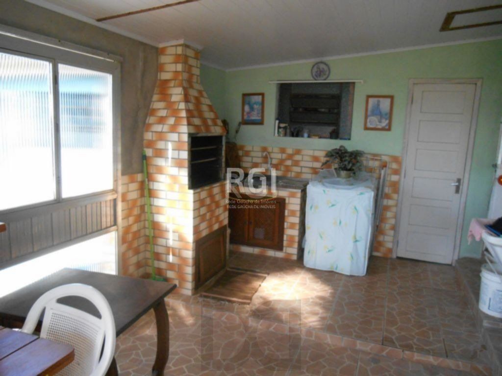 Casa para Venda - 185m², 4 dormitórios, sendo 2 suites, 4 vagas - Nonoai — foto 6