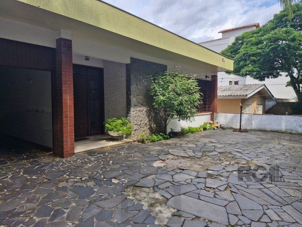 Casa 4 Dormitórios Bairro Teresópolis — foto 3